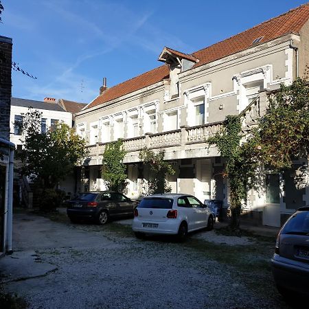 Au Relais Des Thermes Saint-Amand-les-Eaux Kültér fotó